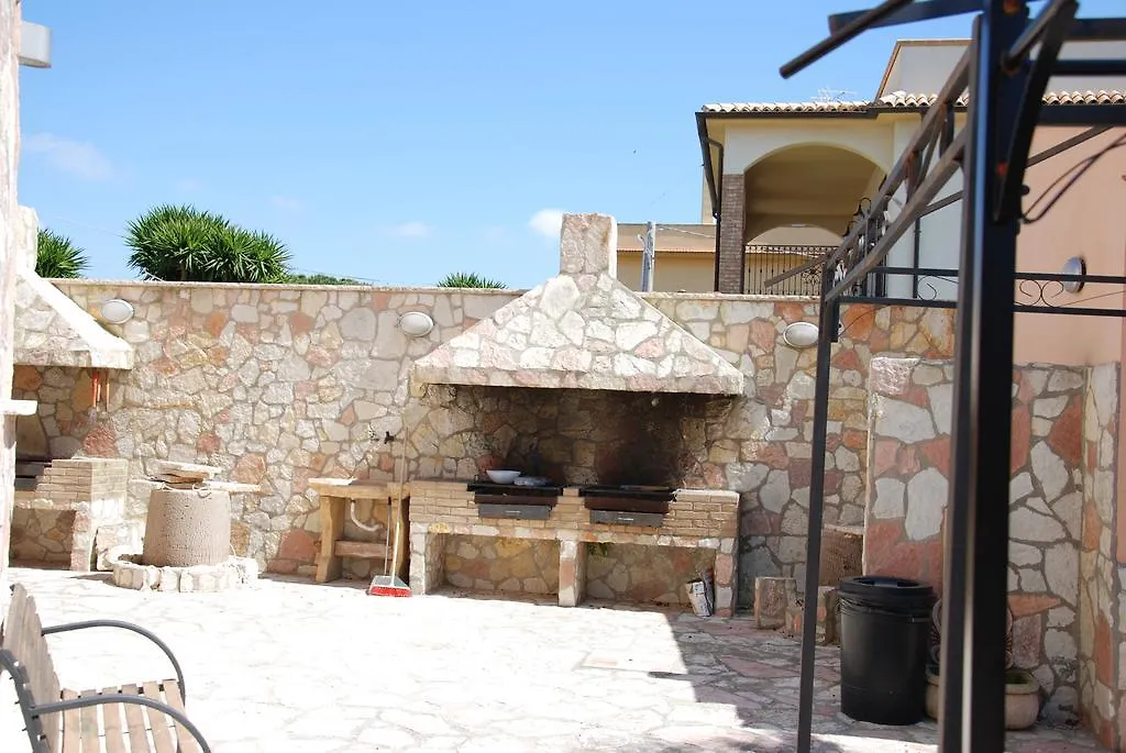 Residence La Torre Del Sole Mazara del Vallo 3*,